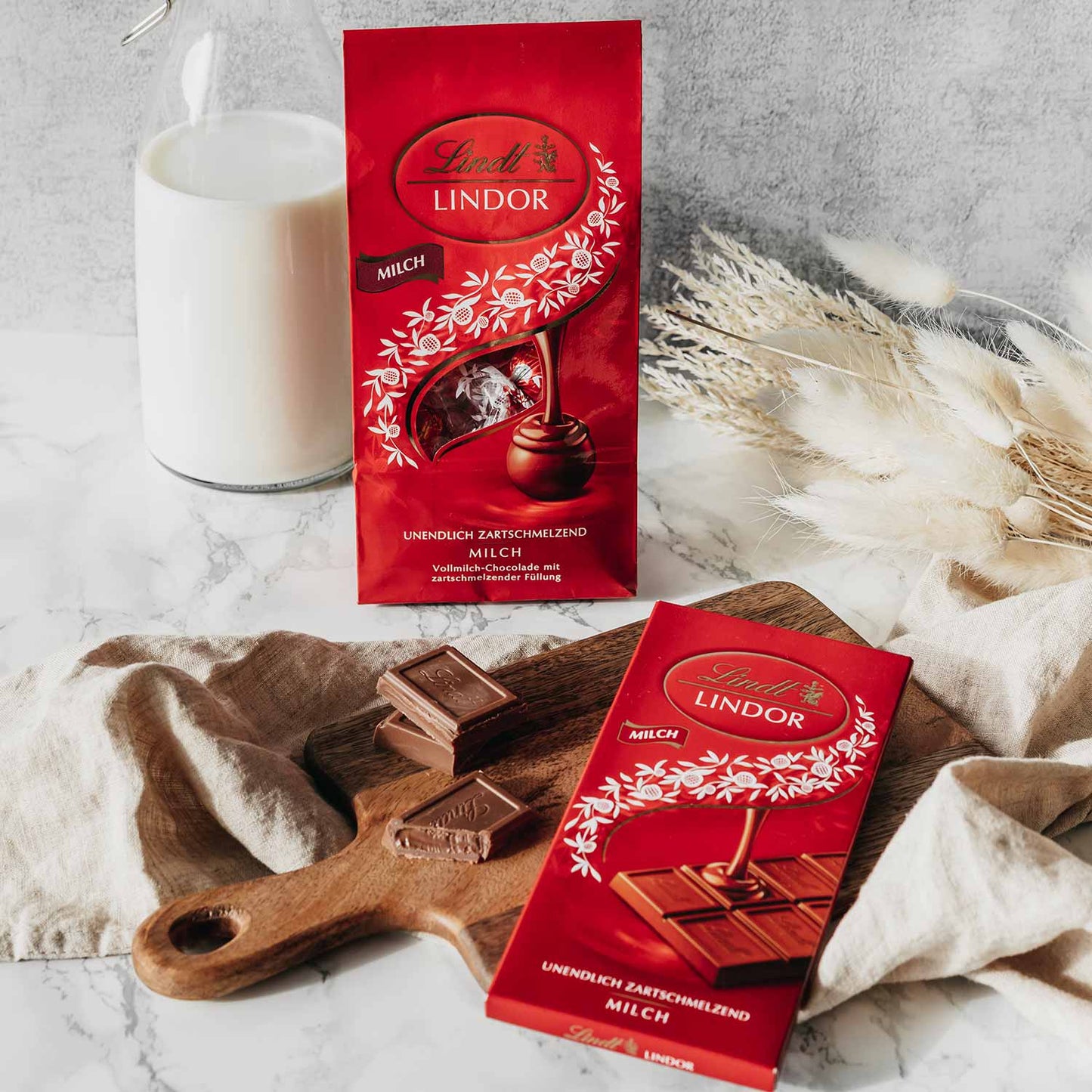 Lindt Lindor Vollmilch Tafel 100g MHD:31.03.2026